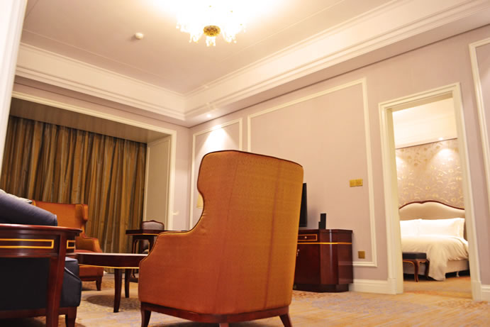 �����׷�